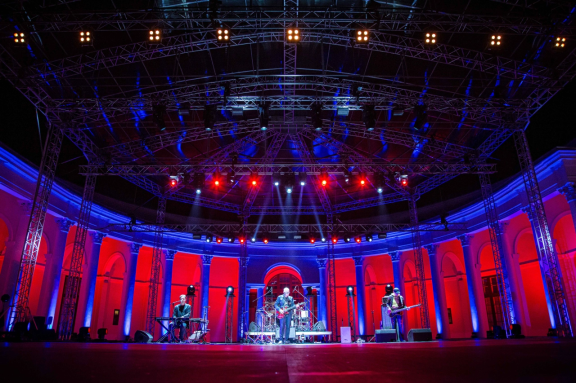 &Gcy;&rcy;&ucy;&pcy;&pcy;&acy; "&Vcy;&ocy;&scy;&kcy;&rcy;&iecy;&scy;&iecy;&ncy;&icy;&iecy;"&period; &Pcy;&iecy;&rcy;&vcy;&ycy;&jcy; &acy;&kcy;&ucy;&scy;&tcy;&icy;&chcy;&iecy;&scy;&kcy;&icy;&jcy; &tcy;&ucy;&rcy;