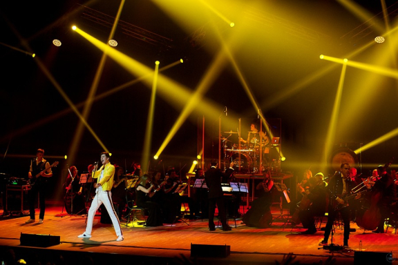 Queen&period; &SHcy;&ocy;&ucy; &laquo;&Bcy;&ocy;&gcy;&iecy;&mcy;&scy;&kcy;&acy;&yacy; &rcy;&acy;&pcy;&scy;&ocy;&dcy;&icy;&yacy;&raquo; &vcy; &scy;&ocy;&pcy;&rcy;&ocy;&vcy;&ocy;&zhcy;&dcy;&iecy;&ncy;&icy;&icy; &scy;&icy;&mcy;&fcy;&ocy;&ncy;&icy;&chcy;&iecy;&scy;&kcy;&ocy;&gcy;&ocy; &ocy;&rcy;&kcy;&iecy;&scy;&tcy;&rcy;&acy;