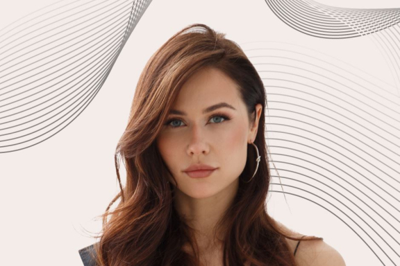 &Ocy;&lcy;&softcy;&gcy;&acy; &Mcy;&acy;&lcy;&acy;&shchcy;&iecy;&ncy;&kcy;&ocy;&period; Stand Up &Kcy;&acy;&zcy;&acy;&ncy;&softcy;