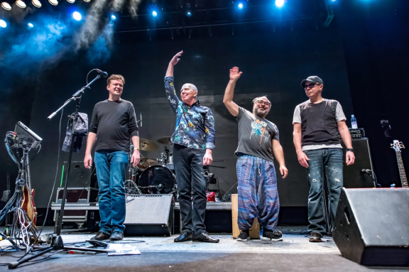 &Gcy;&rcy;&ucy;&pcy;&pcy;&acy; "&Vcy;&ocy;&scy;&kcy;&rcy;&iecy;&scy;&iecy;&ncy;&icy;&iecy;"&period; &Pcy;&iecy;&rcy;&vcy;&ycy;&jcy; &acy;&kcy;&ucy;&scy;&tcy;&icy;&chcy;&iecy;&scy;&kcy;&icy;&jcy; &tcy;&ucy;&rcy;