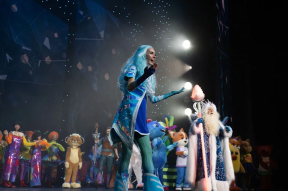 ЁЛКА ТЕЛЕКАНАЛА МУЛЬТ. ЖИВЫЕ КРАСКИ